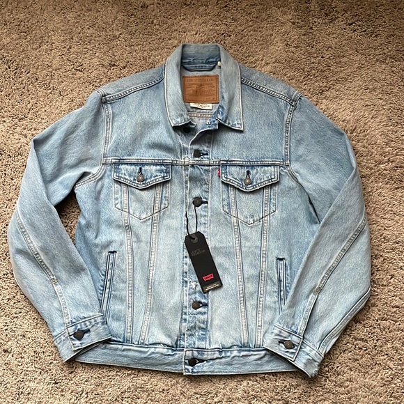 Levi's Other - NWT light blue Levi's denim jacket size medium